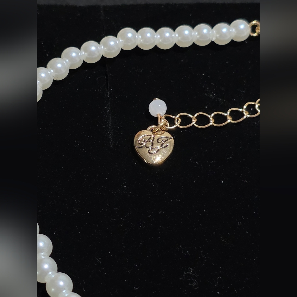 NWT Betsey Johnson Faux Pearl Necklace with Baking Charms - Picture 3 of 5